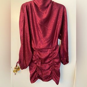 Burgundy long sleeves mini Dress, Size small
